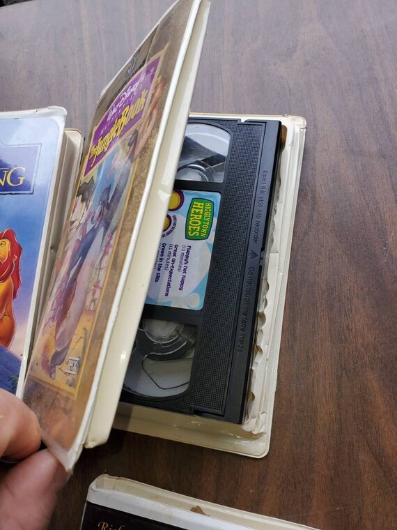 Lot of 6 Vintage Movies on VHS. 5 Disney and One Other in A Disney Bix.  Free Shipping - Etsy Hong Kong