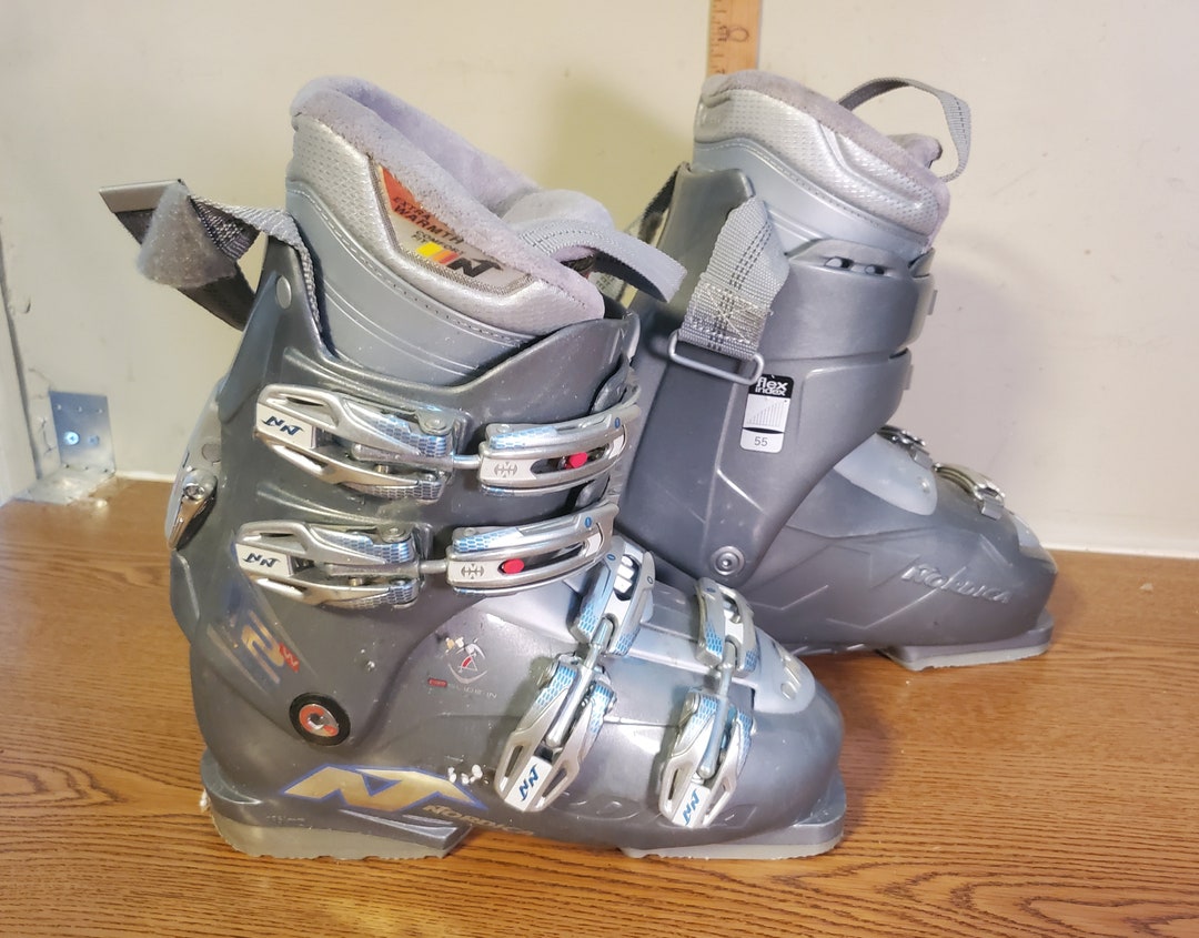 Nordica Easy Move Downhill Ski Boots 285mm, Free Shipping