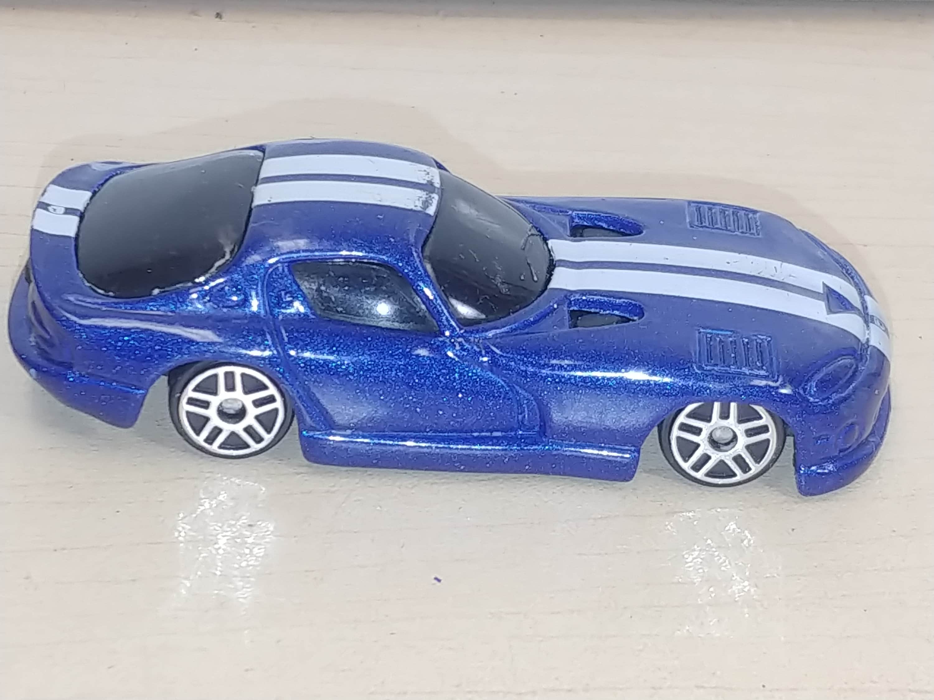 Maisto viper best sale