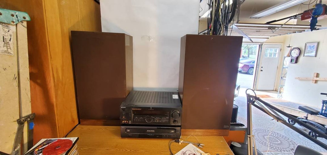 Sears LXI Series Floor Speakers Excellent Condition. Watch Video. Free