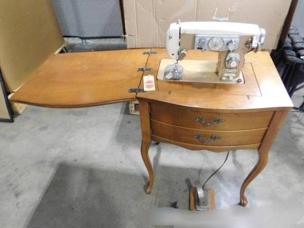 Sewing Machine Extension Table for New Home Sewing Machine Model 920, Sewing  Machine Accessories, Wooden Sewing Machine Extension Bed 