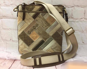 バッグ COACH Patchwork Signature Handbag Beige Coach Beige Gold Metallic Patchwork Leather Tote Crossbody