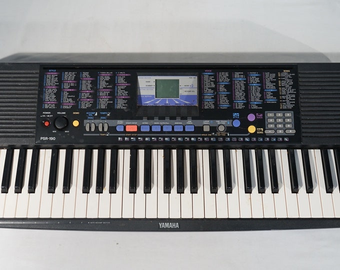 Yamaha PSR190 Electronic Keyboard Organ Advanced Wave Memory. Free