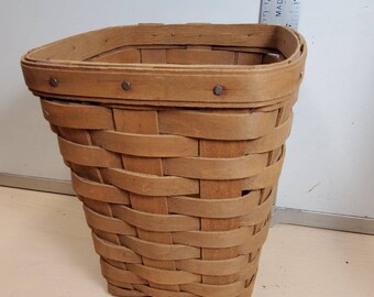 Vintage 1986 Longaberger  Basket. Free shipping