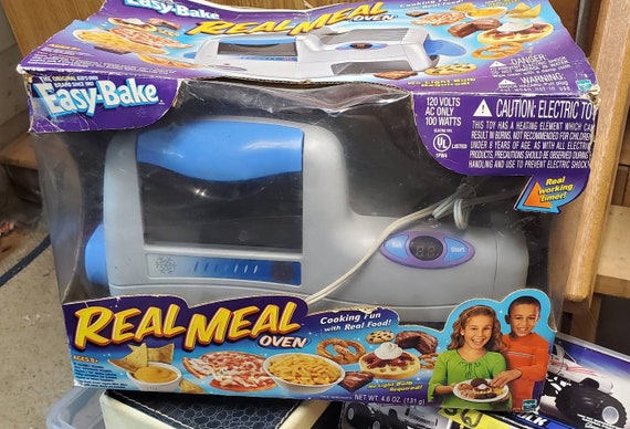 Vintage Real Meal Easy Bake Oven. Working. Free Shipping 