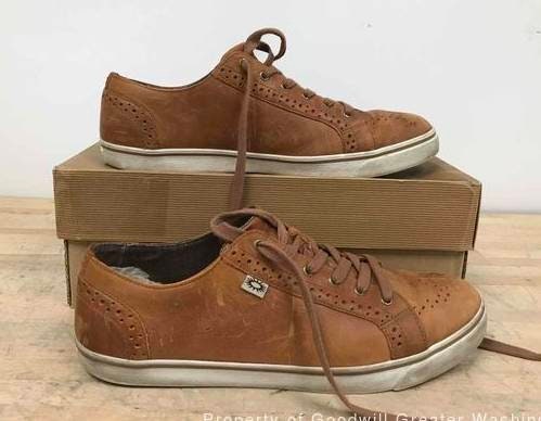 Ugg M Roxford Brown Leather Men s Shoe Size 13. Free Shipping
