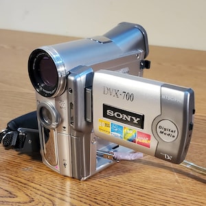 Sony DVX-700 Minidv SC Card Camcorder Video Camera. Free Shipping ...