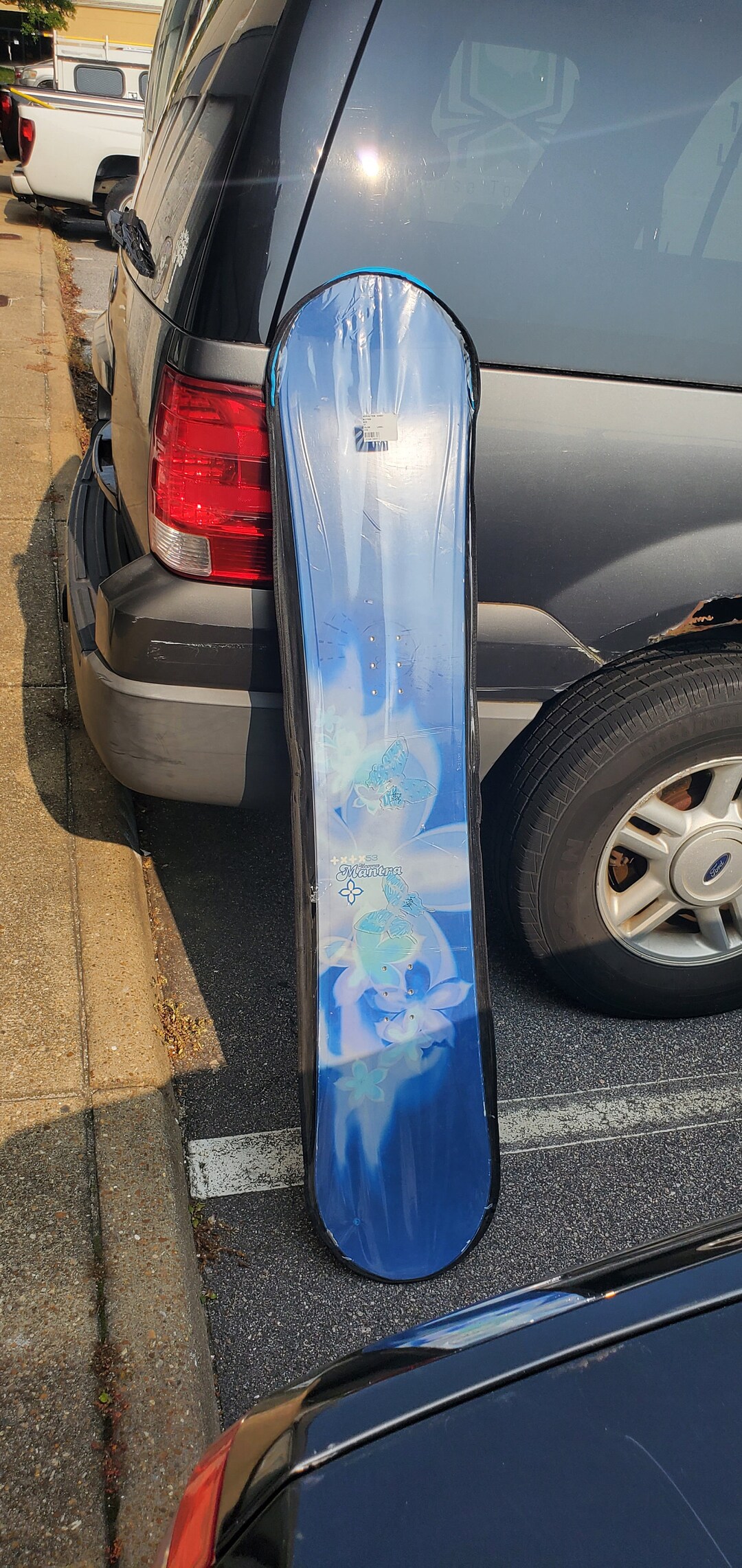 MORROW MANTRA SNOWBOARD SIZE 144 CM WITH RIDE MEDIUM