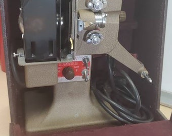 Incredible Kodak Kodascope Eight-71A 8mm Film Motion Picture Movie Projector. Fantastic condition. Tested. Watch video. Free shipping