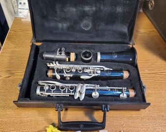 Vito USA student clarinet. Free shipping