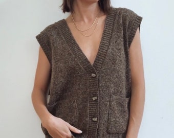 Vintage knit sweater vest