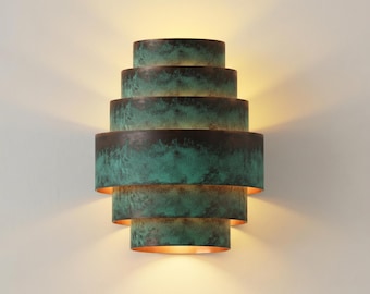 Modern vägglampa i koppar, handgjord art déco-vägglampa, modern rustik belysningsarmatur