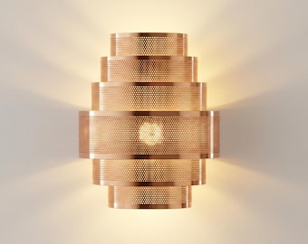 Art Deco-vägglampa i koppar | Geometrisk perforerad lampa | Modern vägglampa | Vägglampa i metall med nivåer