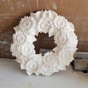 Ready to Paint - Sunflower Wreath - Scioto S2633