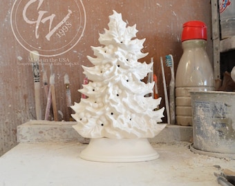 Vintage Atlantic Mold Poinsettia Ceramic Christmas Tree