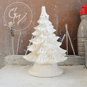 Ready to Paint - 10-inch Original Christmas Tree - Nowell 341