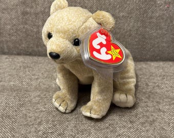 ALMOND the Bear Vintage Ty Beanie Baby Plush Toy 1999 + Tag Protector
