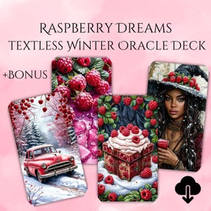 Puede incluir: Una baraja de oráculo titulada "Raspberry Dreams Textless Winter Oracle Deck" con una bonificación. La baraja presenta ilustraciones de frambuesas, un coche rojo en un paisaje nevado y una mujer con un sombrero de bruja adornado con frambuesas.