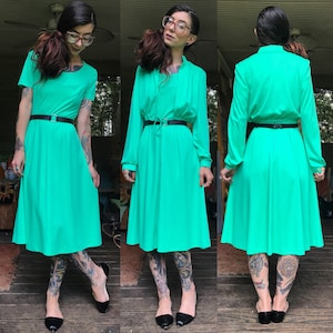 Gorgeous Vintage 70's Dress Two-Piece Cardigan size xs mint seafoam Green
