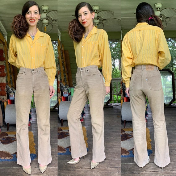 Vintage 1970’s Brown Tan Levi’s Corduroy Flares Be