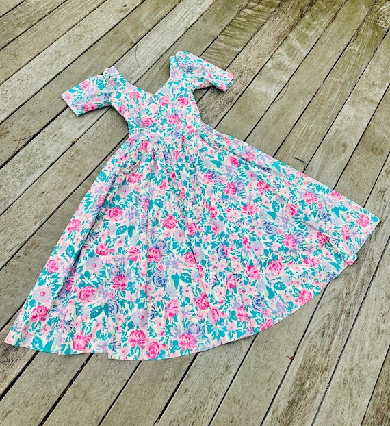 laura ashley midi dresses Vintage Laura Ashley Great Britain Cotton Floral Midi Dress Pockets Full  Skirt Bow Back S M