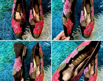 Vintage Deadstock ZALO Suede Leather Flower Flats size 5 Novelty Multi Color