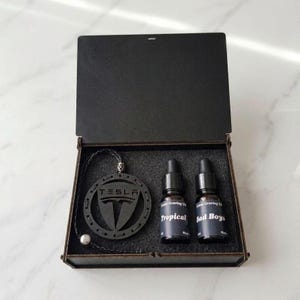 手作りの車用芳香剤、テスラ用プレミアムセント、高級カスタムディフューザー｜木製自動車用ディフューザー｜高級車内装装飾｜