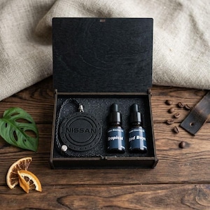 Ambientador para coche hecho a mano, fragancia premium para Nissan, difusor personalizado de lujo | Difusor de madera para coche | Decoración de lujo para el interior del coche |