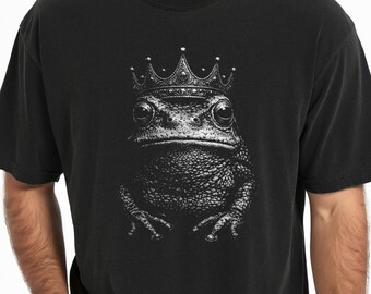 Crowned Frog Graphic T-shirt, Comfort Colors® Funny Royal Toad Animal Fathers Day Dad Tee, Weird Peculiar Art Shirt, Strange Creature Tops,