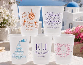 Bicchieri in acrilico satinato personalizzati, bicchieri per feste personalizzati con logo o testo, bicchieri per bomboniere di matrimonio, bicchieri satinati riutilizzabili, bicchieri per addio al nubilato