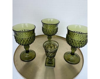 Conjunto de 4 taças vintage Indiana Glass Green Diamond Point, estilo meados do século XX.