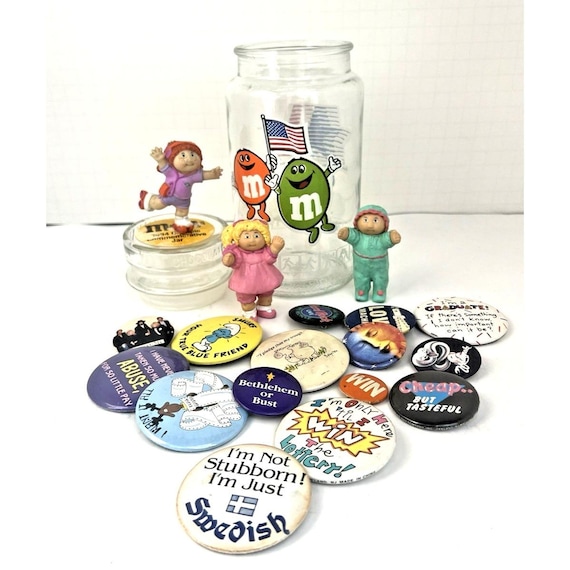 Vintage 80s Lot Cabbage Patch Kids PVC Figures Pinback Buttons Retro Mix