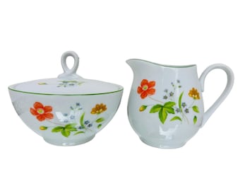 Zestaw cukierniczka i śmietanka Castlecourt April Flowers Fine China Japan Vintage