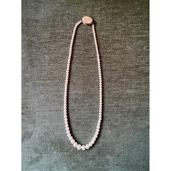 Vintage Amerique Faux Pearl Necklace Gold Tone Starburst Clasp 1970s