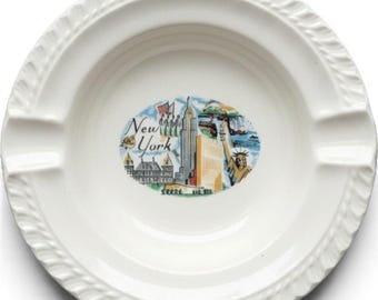 Ashtray Stuckeys 1960s Mid Century Ceramic White New York Souvenir Roadside
