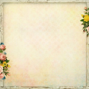 K&ouml;nnte beinhalten: Ein Hintergrund im Vintage-Stil mit einem wei&szlig;en, verwitterten Holzrahmen. Die cremefarbene Mitte hat ein subtiles Blumenmuster und ist mit rosa, gelben und blauen Blumen in den Ecken verziert, was eine romantische und zarte &Auml;sthetik erzeugt.