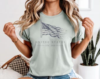 アメリカ国旗 1776-2026 Tシャツ、ミニマルな愛国シャツ、アメリカ250アパレル