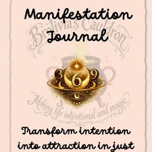 Puede incluir: Una portada de diario de color melocotón claro con el texto "369 Manifestation Journal". La imagen presenta un diseño dorado con los números 3, 6 y 9, y el texto "Transforma la intención en atracción en solo 9 días."