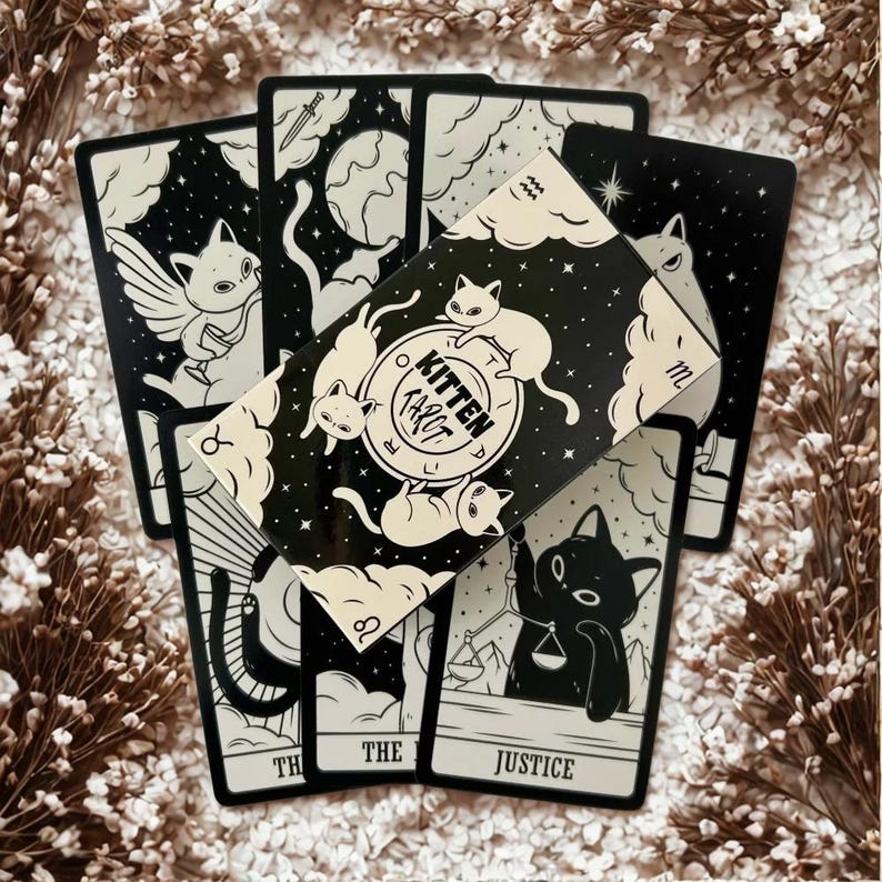 Kitten Tarot Cards: 78-card Magical Deck, English Edition, Mystic Cat ...