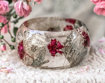 Dried Rose Resin Bangle, Real Flower Bracelet, Botanical Jewelry, June Birth Month Flower, Pressed Flower Bangle, Goblincore Jewelry