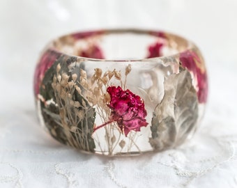 Real Rose Resin Bangle, Botanical Jewelry, Cottagecore Bracelet, Transparent Bracelet, Fairytale Bangle, Dried Flowers Bangle,Bulgarian Rose