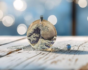 Great Wave Necklace, Hokusai Pendant, Japanese Art Jewelry, Resin Statement Necklace, Handmade Ukiyo-e Jewelry, Unique Gift for Art Lovers