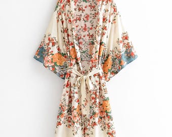 Cream Floral Kimono Robe for Women, Bridesmaid Satin Robe, Boho Floral Dressing Gown, Lightweight Summer Cover Up, Bridal Gift for Her