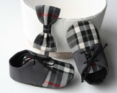 Baby boy shoes and bow tie, grey baby shoes, plaid baby shoes, baby boy baptism outfit, baptism shoes, baby oxfords, wedding baby shoes