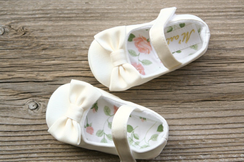 White Flower Girl Shoes White Christening Shoes Bow Shoes Etsy UK