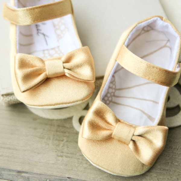 Gold baby girl shoes, Christmas shoes, Baby girl gold dress shoes, Toddler flower girl wedding slippers Baby shower gift Cute baby girl gift