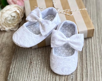 White baby girl baptism shoes, floral lace texture blessing shoes, christening slippers, toddler flower girl dress shoes, taufschuhe