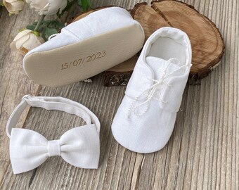 Personalised baby boy linen shoes and bow tie set, white baby baptism booties, newborn accessories, toddler barefoot shoes, new baby gift