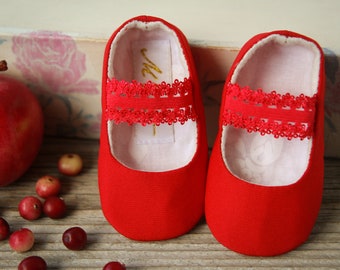 Red baby girl Christmas shoes, red baby slippers, ballerina shoes, white baby ballet flats, elastic strap shoes, christening shoes, baptism