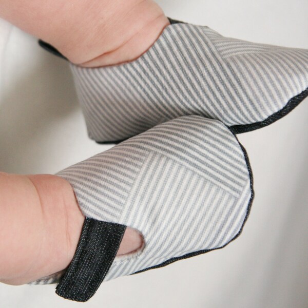 Baby boy shoes  - loafers sneakers - grey stripes & navy blue denim jean slippers, baby shower gift,  baby boy crib booties